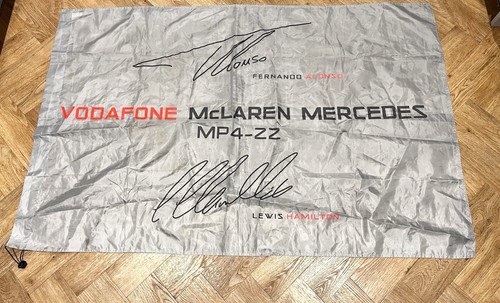 90x120cm official vodafone - official,